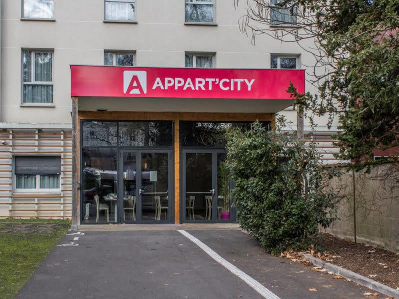 Appart'City Confort Orleans Aparthotel Exterior foto